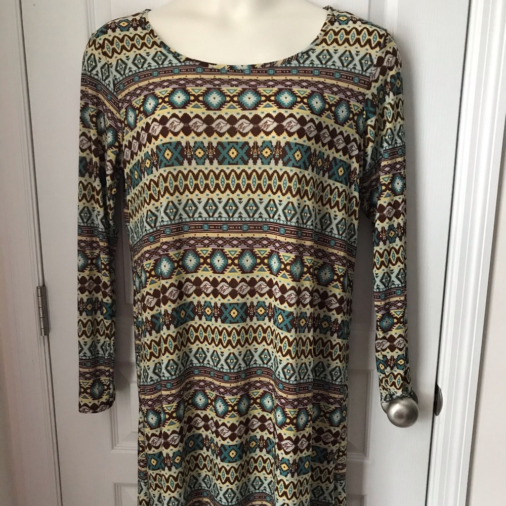 Last Call! - Patterned Long-sleeved Dress 1X